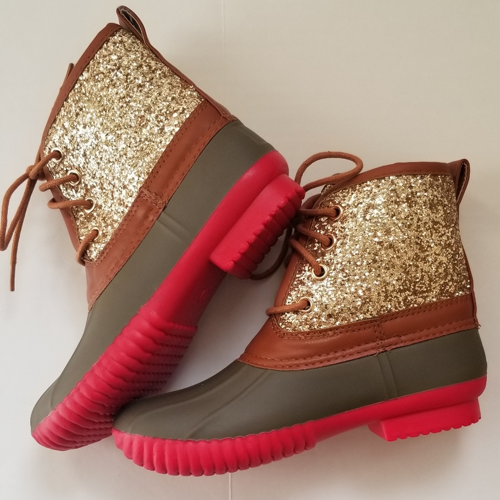 NWOB Kids glitter duck boots size 1